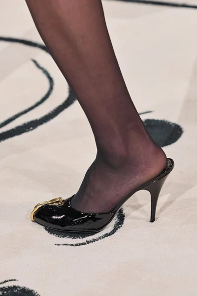 Look 35